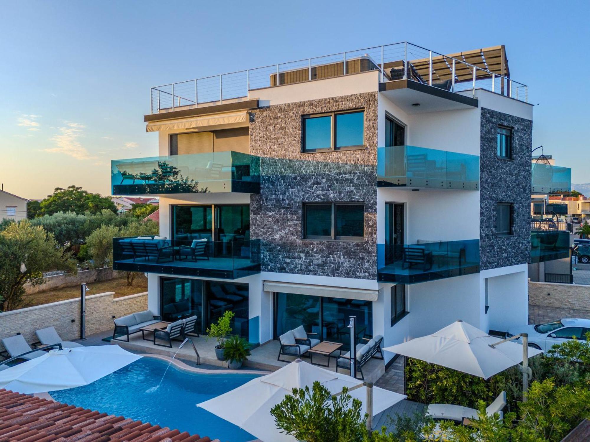 Luxury Apartments Vilamaloca Vir Eksteriør billede