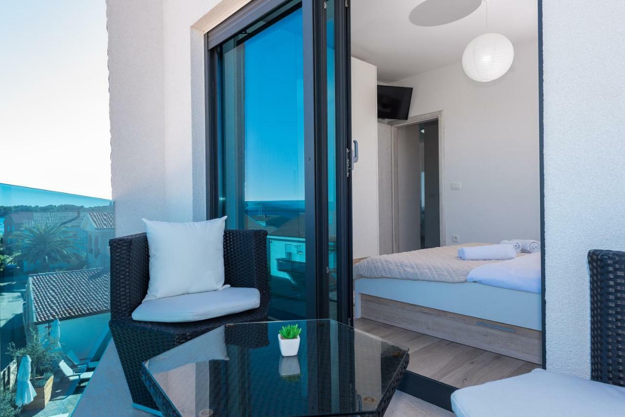 Luxury Apartments Vilamaloca Vir Eksteriør billede