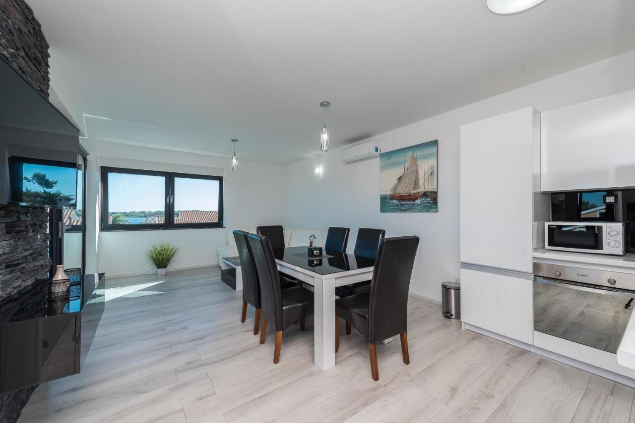Luxury Apartments Vilamaloca Vir Eksteriør billede